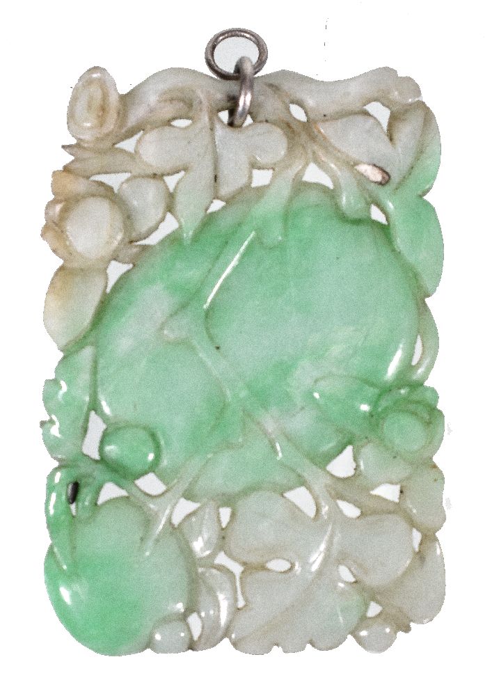 A Chinese 'melon' jadeite pendant, late Qing or Republican period, the fruits with bright green - Image 2 of 2