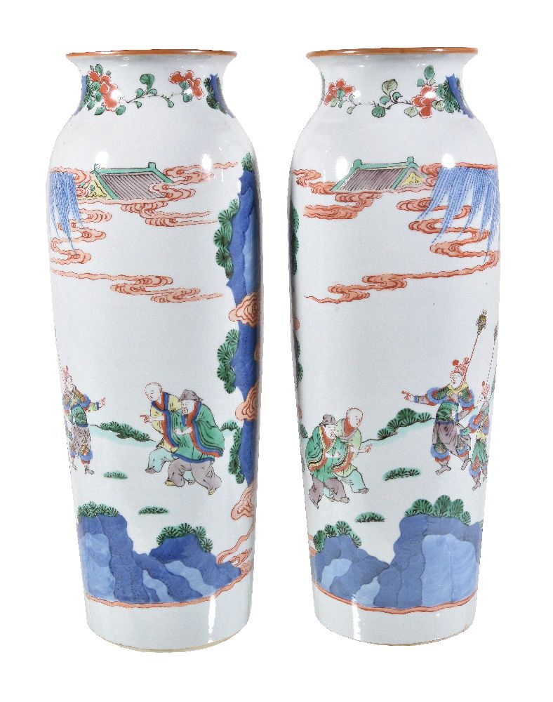 A pair of Chinese Wucai sleeve vases, in Transitional style, of tapering cylindrical form with - Image 2 of 3