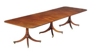 A mahogany dining table in late George III style, 20th century, 72cm high, 267cm wide, 113cm wide,