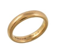 A 22 carat gold band ring, of plain polished form, stamped 22 with full London hallmarks for 1915,