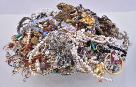 A collection of costume jewellery, including: necklaces, rings; and further items