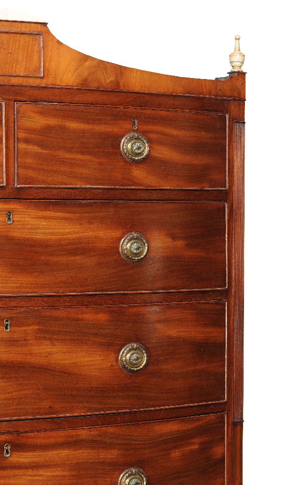 ϒ A George III mahogany bowfront chest on chest, circa 1800 - Image 3 of 4