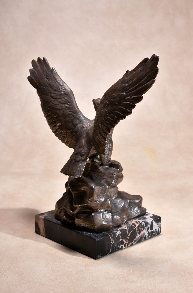 A Continental silvered bronze and marble mounted model of an eagle, circa 1925, portrayed standing - Image 5 of 5