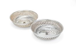 A pair of Italian silver circular bowls by Frederico Buccellati, post 1968 .925 standard, with