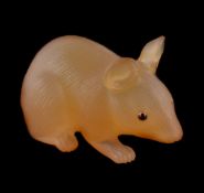 An early 20th century chalcedony mouse, cased by Sumin, St Petersburg, circa 1905, the mouse with