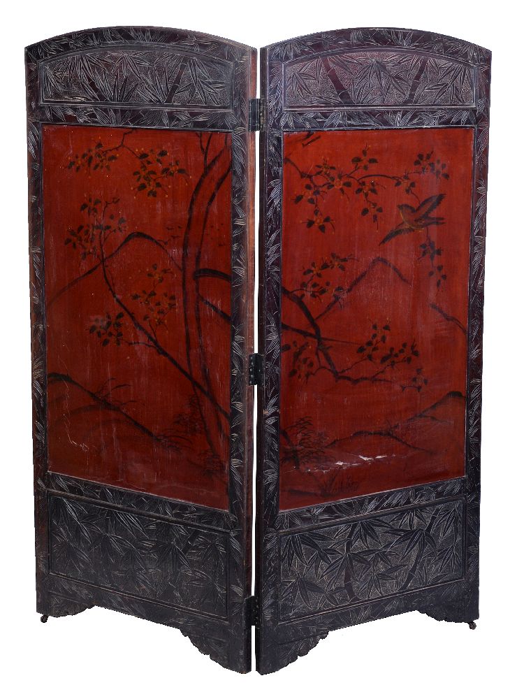 ϒ A Japanese Two-Fold Wood Screen, early 20th century carved with panels of sparrows amid peonies - Image 6 of 8