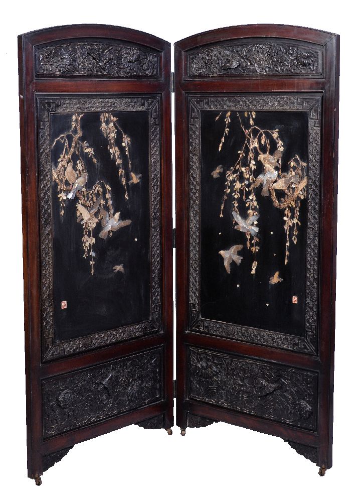 ϒ A Japanese Two-Fold Wood Screen, early 20th century carved with panels of sparrows amid peonies