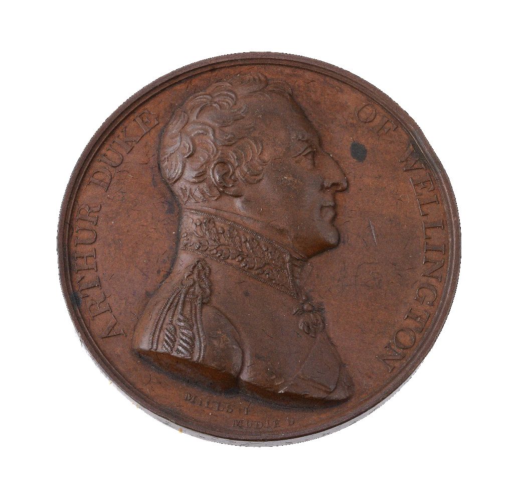 Great Britain, Battle of Vittoria 1813, bronze medal from Mudie's series (1820) by G. Mills, bust of