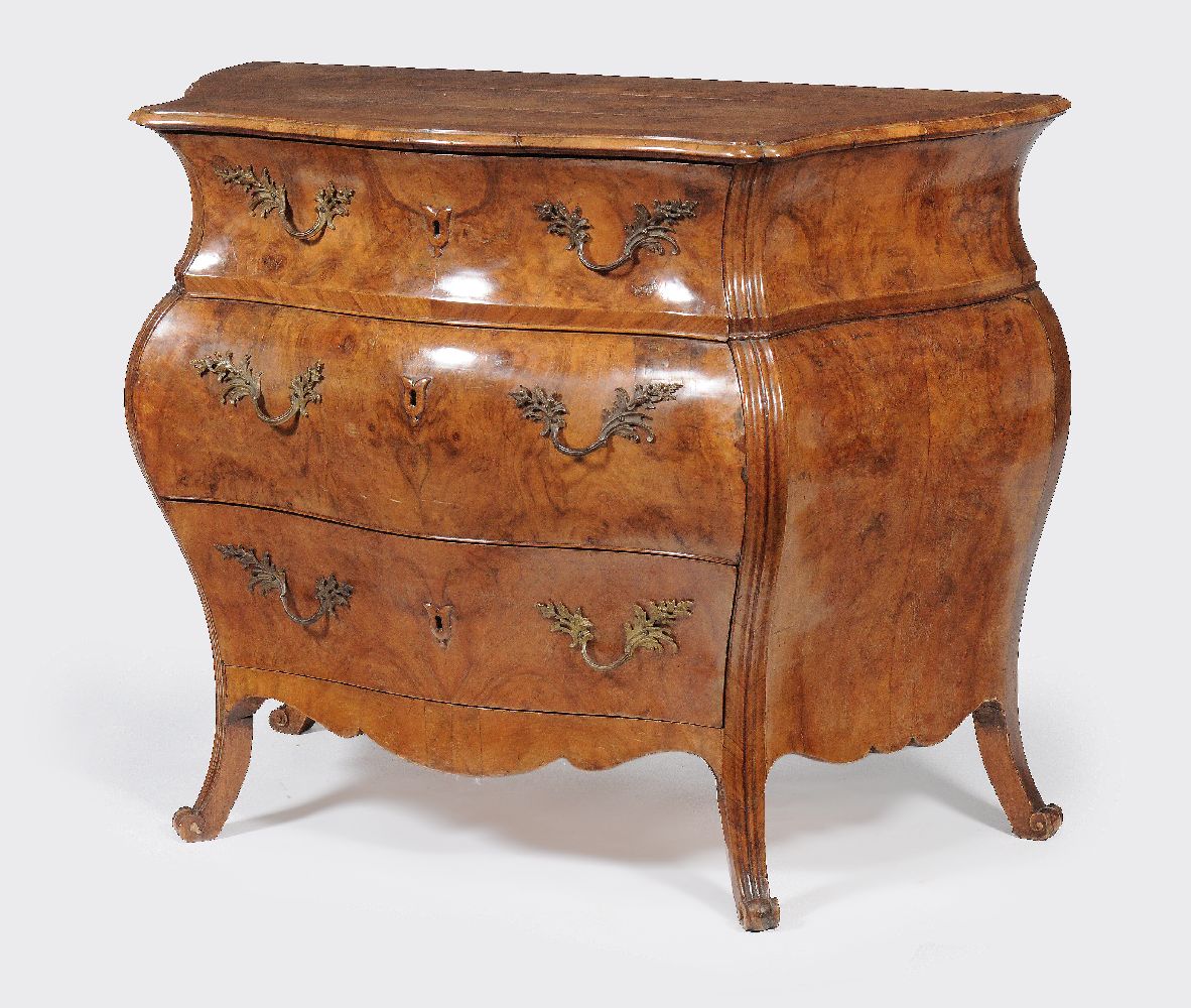 A pair of Continental figured walnut serpentine commodes - Image 7 of 7