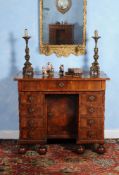 ϒ A William & Mary kingwood and oyster veneered kneehole desk