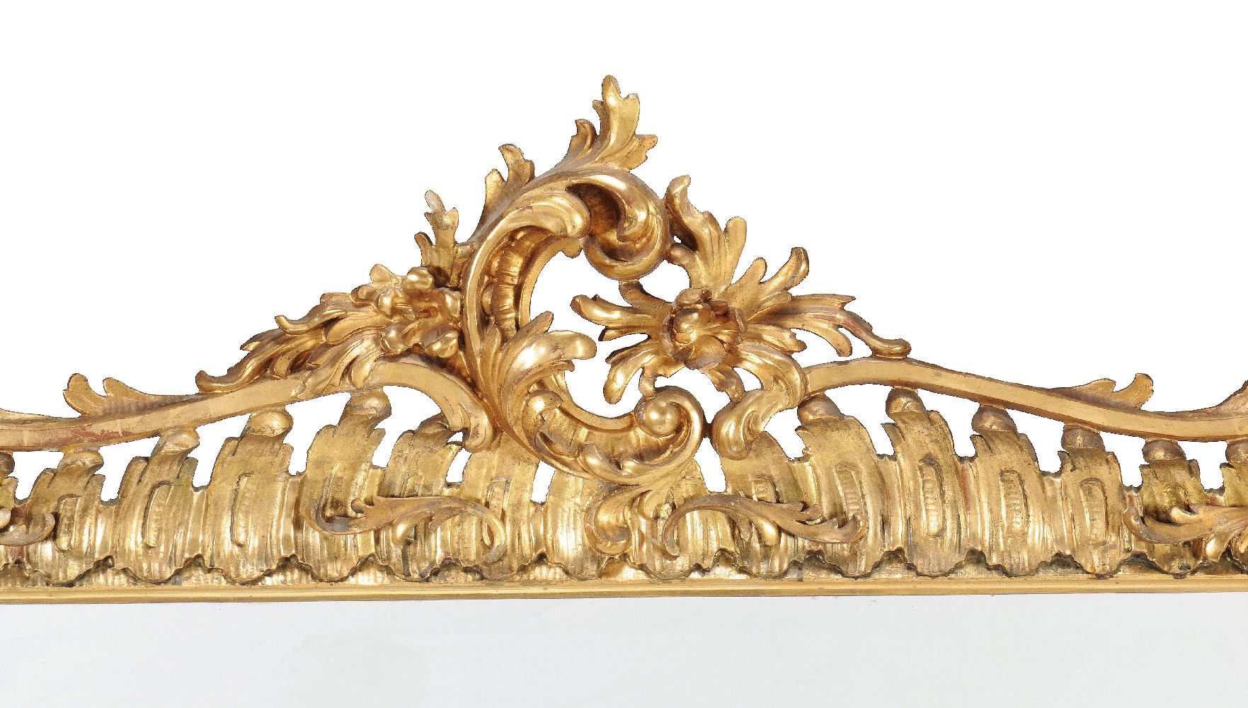 A carved giltwood wall mirror in George III style - Image 2 of 5