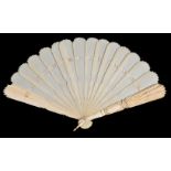 ϒ A European ivory brisé fan