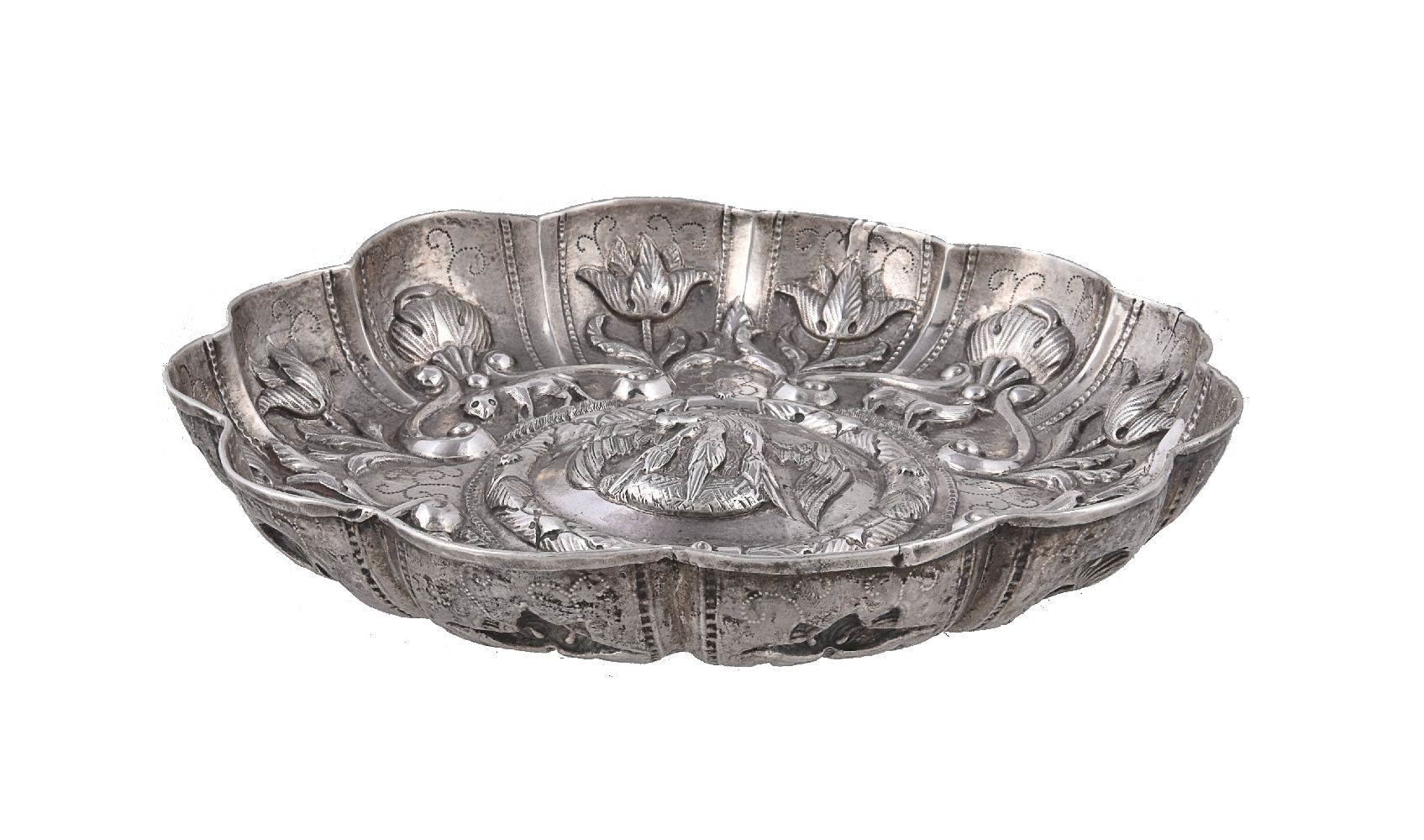 A Portuguese or Portuguese colonial scalloped dish - Image 2 of 2