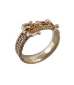 A Victorian gold coloured seed pearl buckle ring