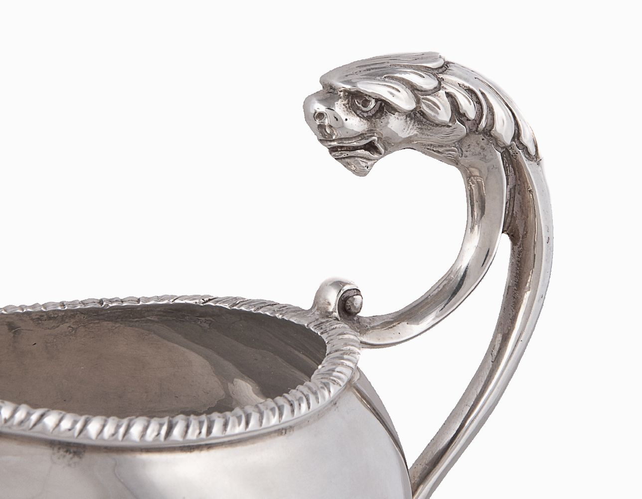 A pair of Edwardian silver oval sauce boats by Daniel George Collins - Image 2 of 2