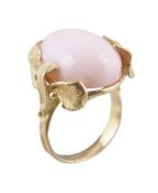 ϒ A coral ring