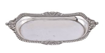 A late George III silver shaped oblong snuffers tray