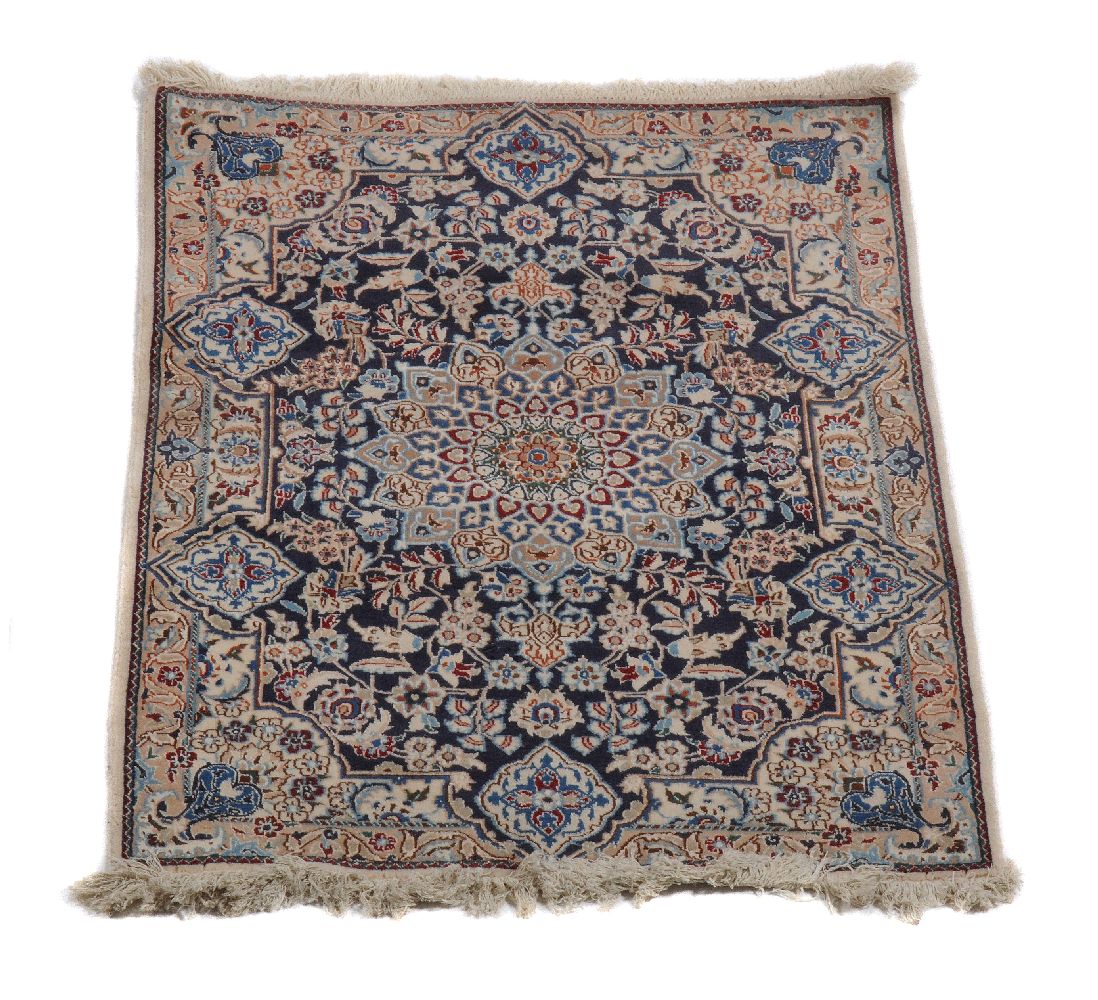 Two small Esfehan rugs - Image 2 of 2