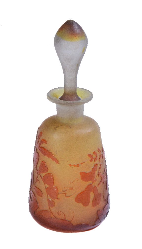 Émile Gallé, a graduated pair of cameo glass scent bottles and stoppers - Image 6 of 7
