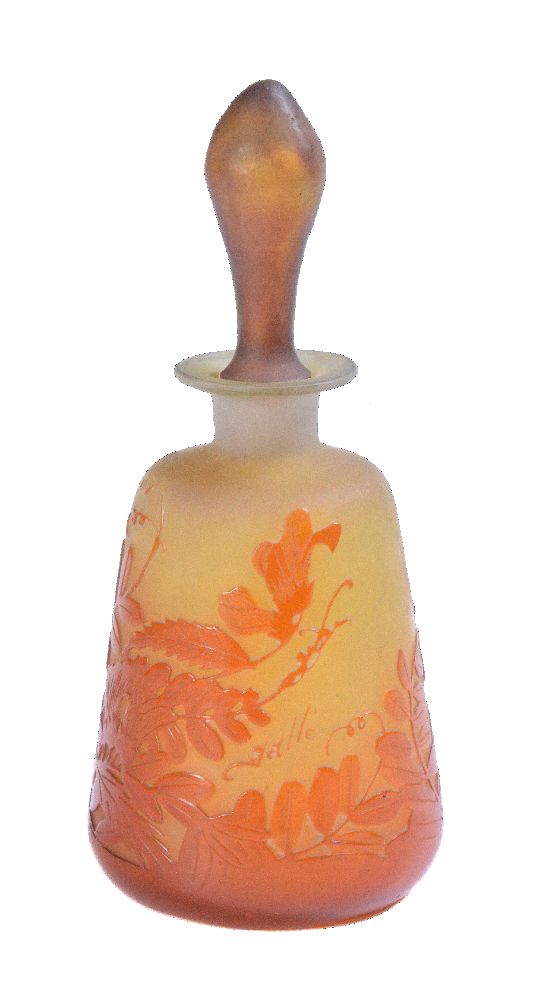 Émile Gallé, a graduated pair of cameo glass scent bottles and stoppers - Image 3 of 7