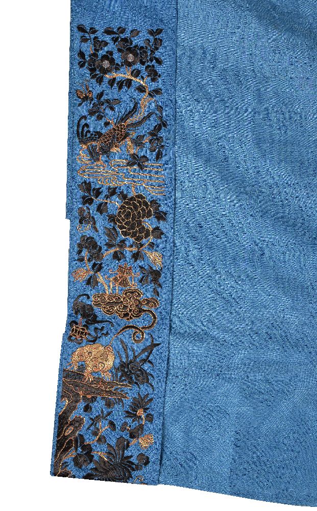 A Chinese Cornflower blue Han Lady&#8217;s patterned damask silk jacket - Image 7 of 9