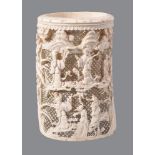 ϒ A Chinese carved brush pot