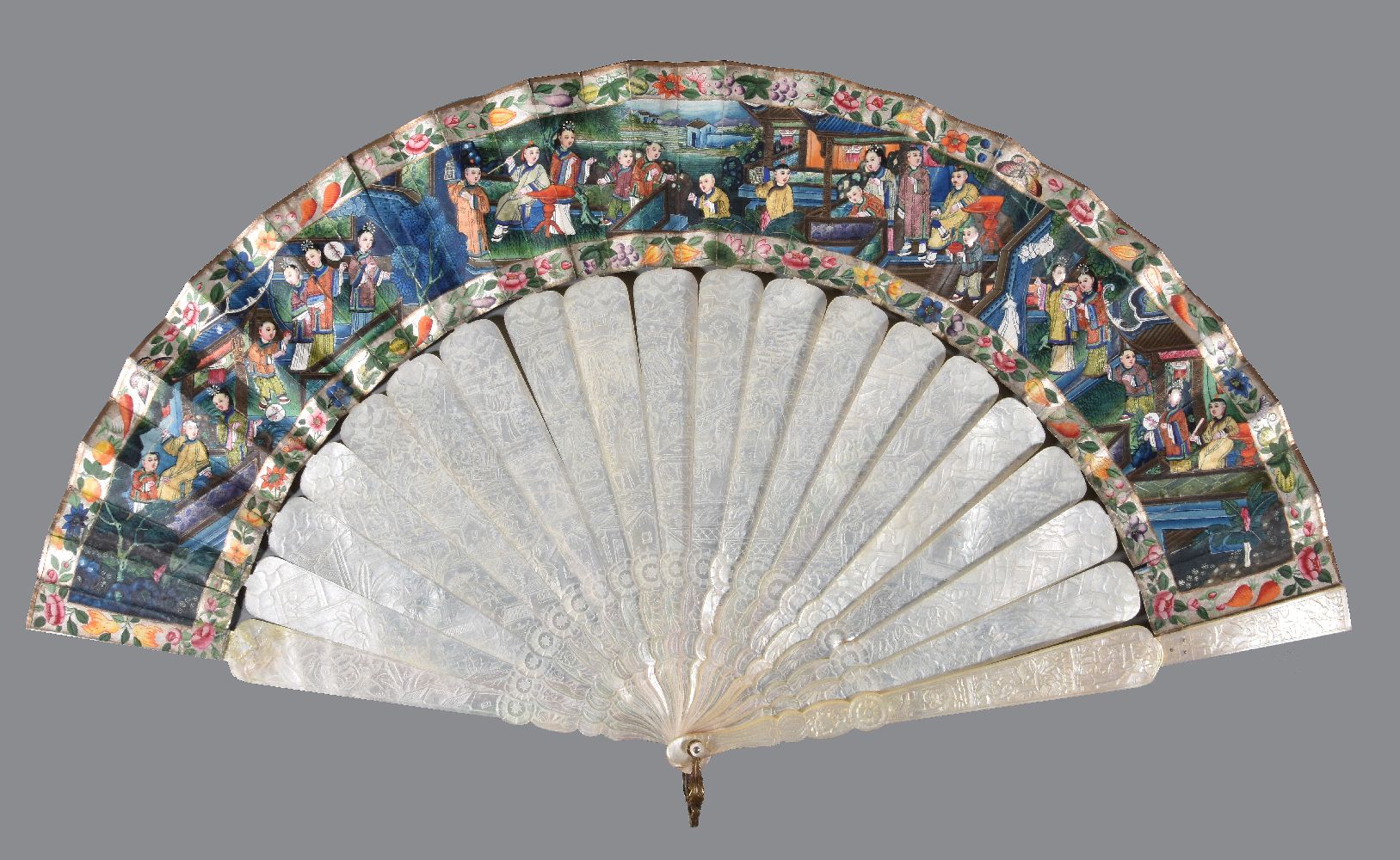 ϒ A Chinese mother-of-pearl and painted fan