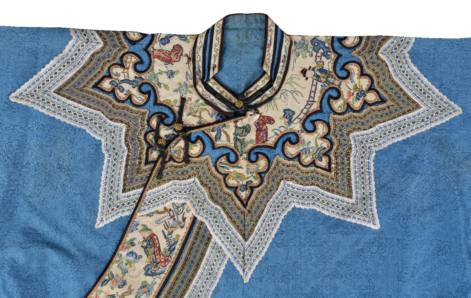 A Chinese Cornflower blue Han Lady&#8217;s patterned damask silk jacket - Image 5 of 9