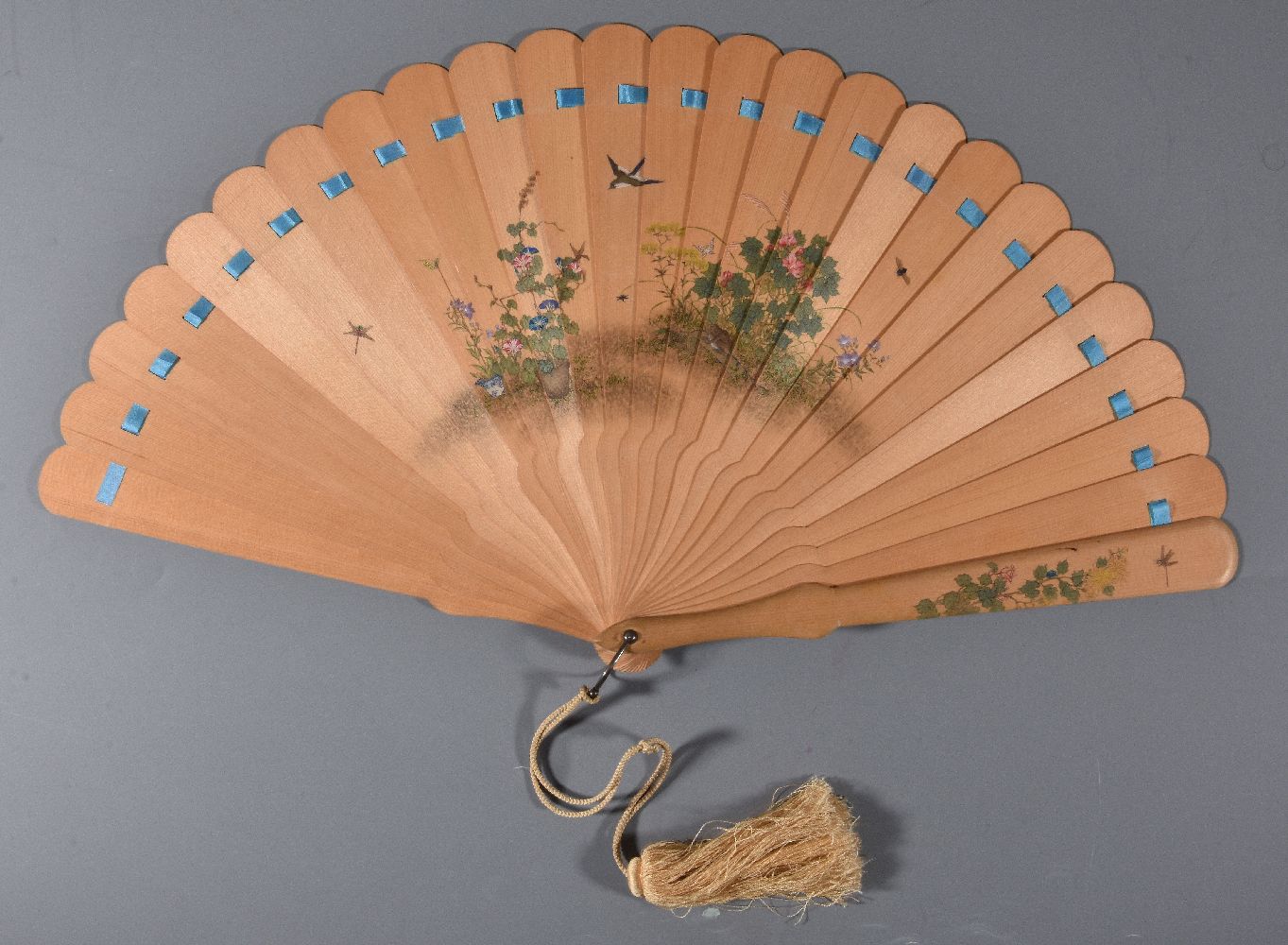 A Japanese Hinoki wood brise fan - Image 2 of 4