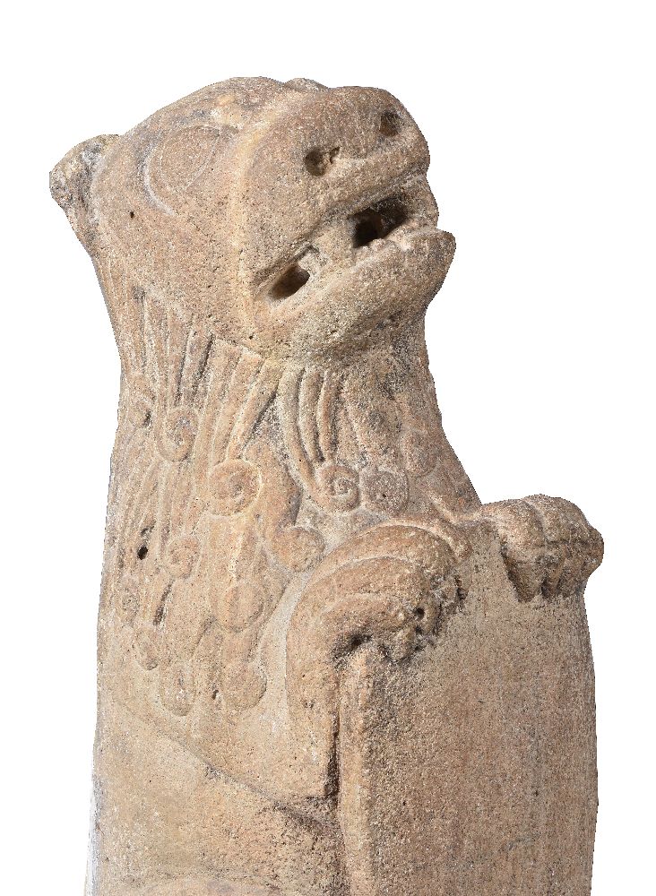 A sculpted Istrian limestone heraldic lion - Image 4 of 5