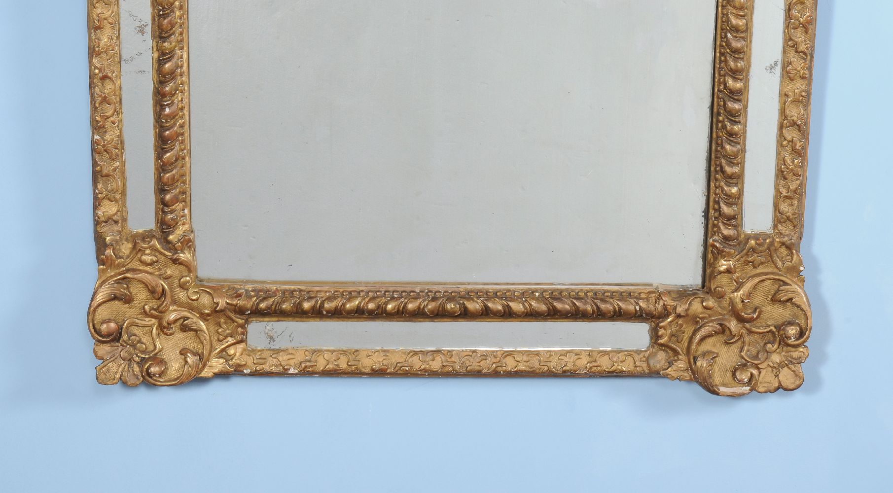 A Régence giltwood and gesso wall mirror - Image 3 of 3