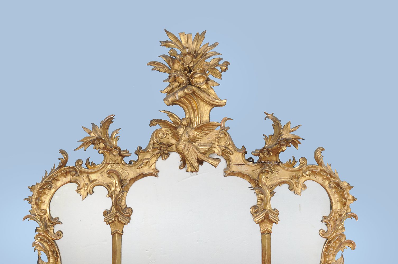 A carved giltwood overmantel mirror in George III style - Image 2 of 5