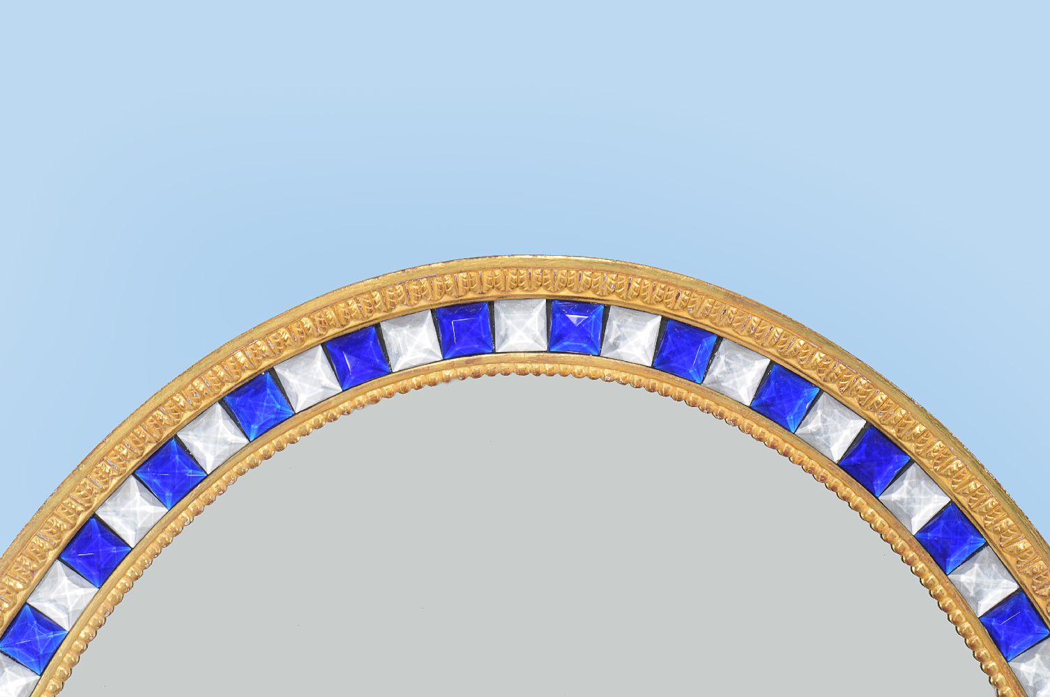 A giltwood oval wall mirror - Image 2 of 4
