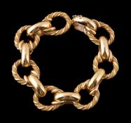 An 18 carat gold bracelet
