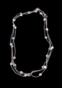A diamond long chain