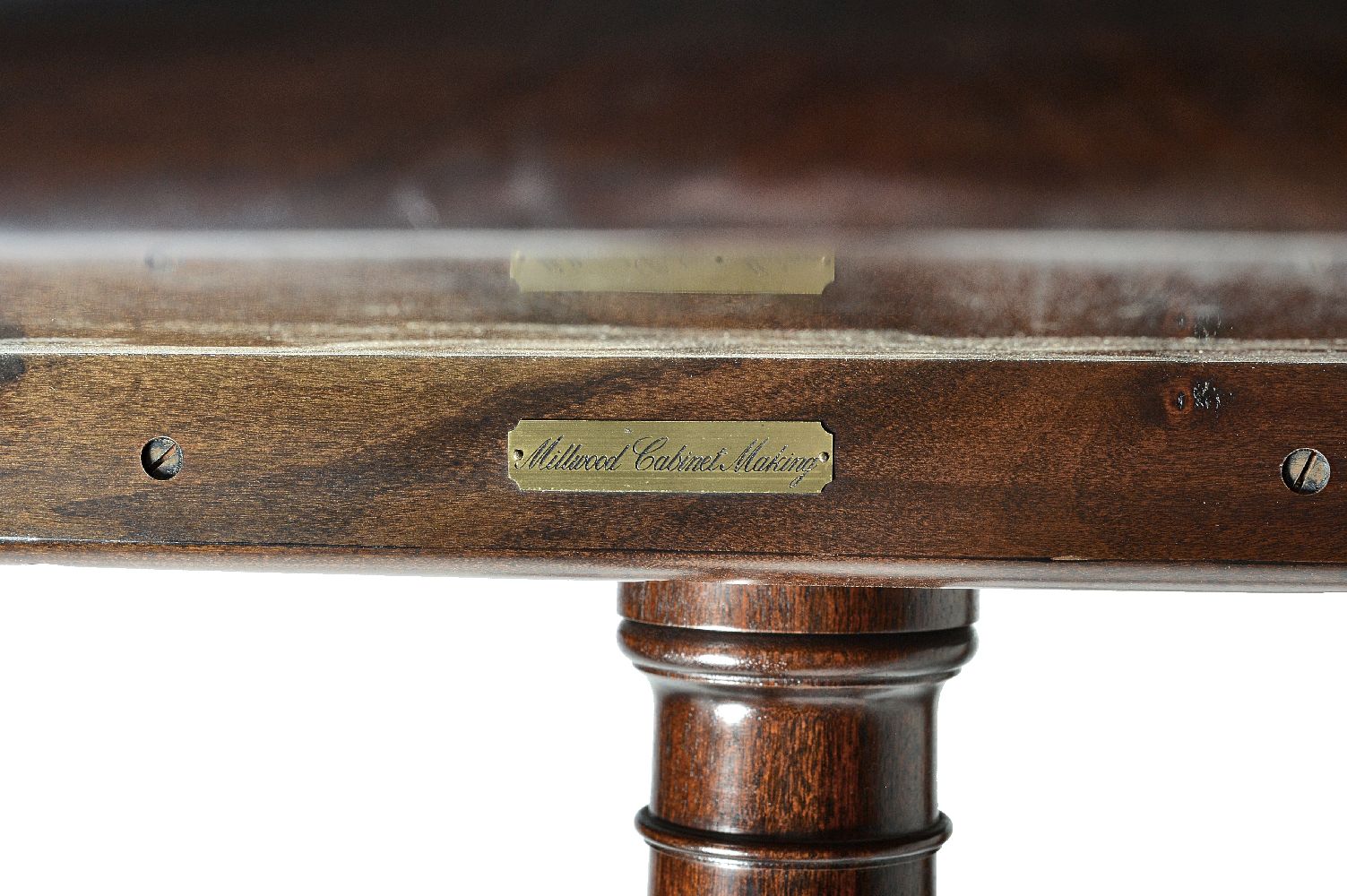 A mahogany dining table in George III style - Image 2 of 3