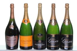 Mixed Magnums of NV Champagne