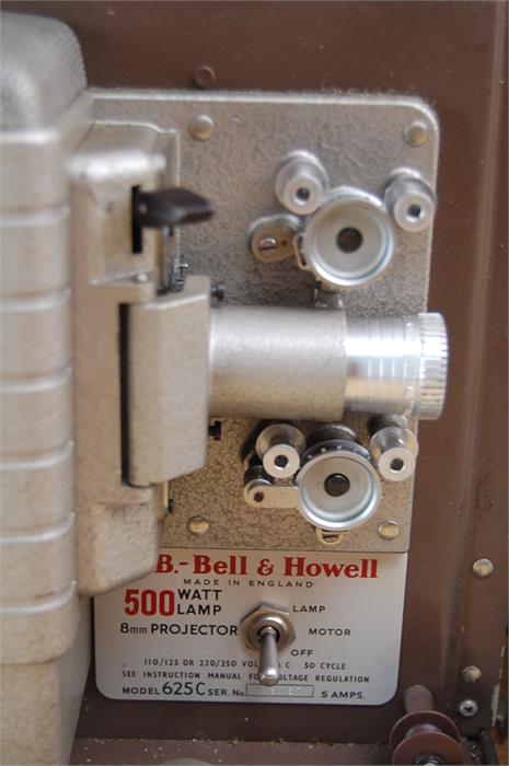 GB- Bell & Howell 8mm Projector Model 625C - Image 2 of 2