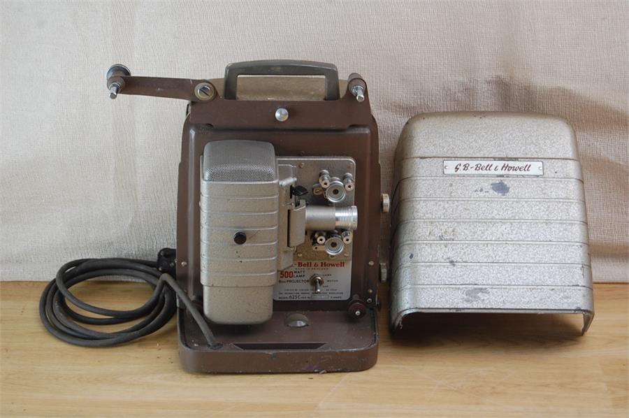 GB- Bell & Howell 8mm Projector Model 625C