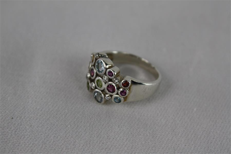 Silver ladies dress ring set semi precious stones - Image 3 of 3