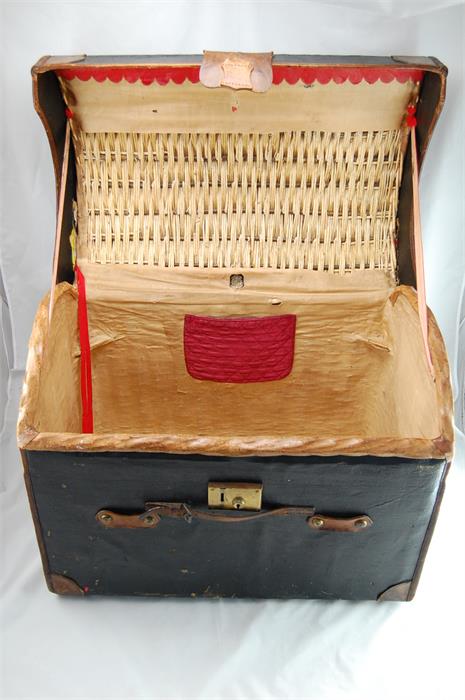 A Late Victorian Leather Bound Army & Navy Co Canvas Covered Wicker Trunk - Image 2 of 3