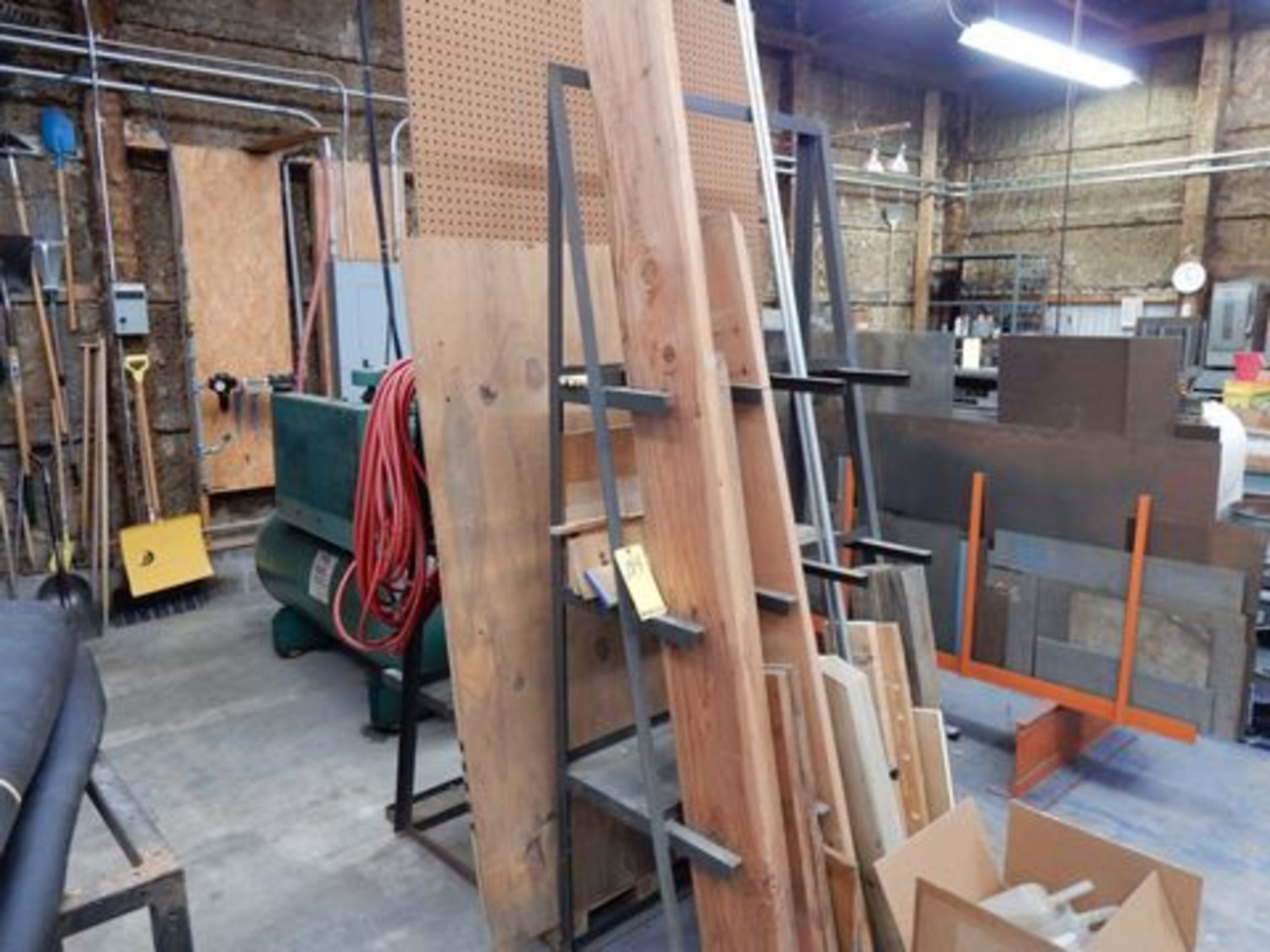 2-SIDE CANTILEVER STORAGE RACK W/WOOD STOCK