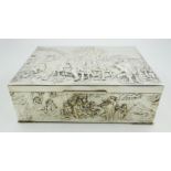 Plated cigar box with repousse decoration Condition Report & Further Details