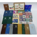 Collection of mainly New Zeland coinage including a quantity of uncirculated year sets and