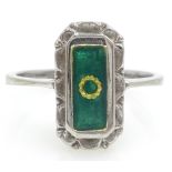 18ct white gold ring set with green enamel panel Condition Report & Further Details