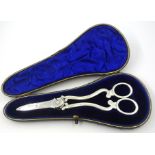 Pair of Edwardian silver grape scissors by William Hutton & Sons Ltd 1906, 16.