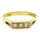 14ct gold three stone diamond ring,