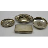 Engine turned silver snuff box L 9cm Birmingham 1957, Edwardian silver sweetmeat dish,