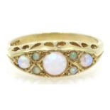 9ct gold opal ring hallmarked Condition Report & Further Details Approx 2gm,