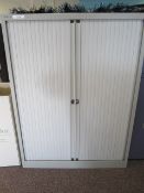 7 x metal tambour fronted cupboards, approx. height: 1320mm x width: 1000mm x depth: 470mm